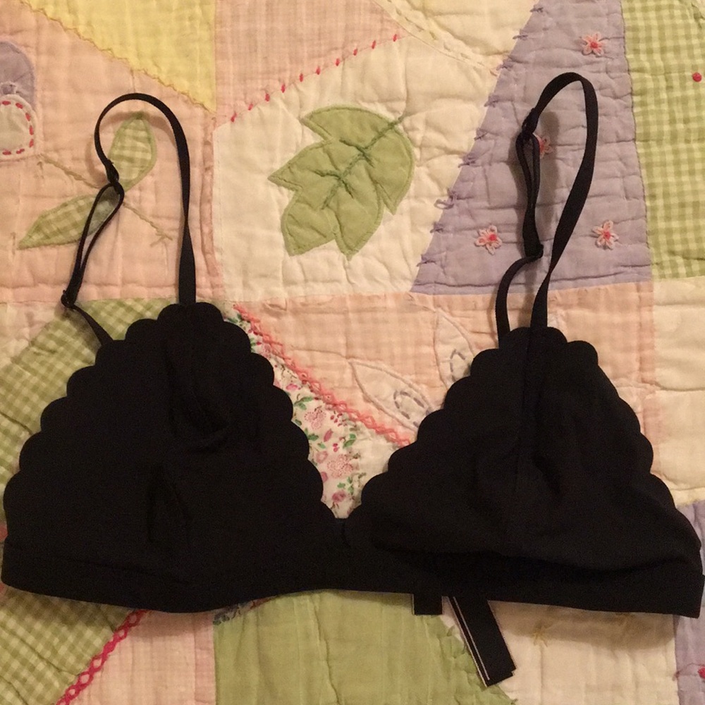 Black bralette